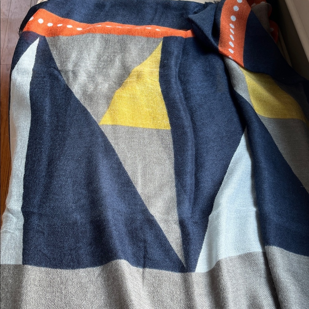 Geometric Pattern Scarf Wrap in Navy, Gray, Yellow & Orange NEW - Picture 5 of 7